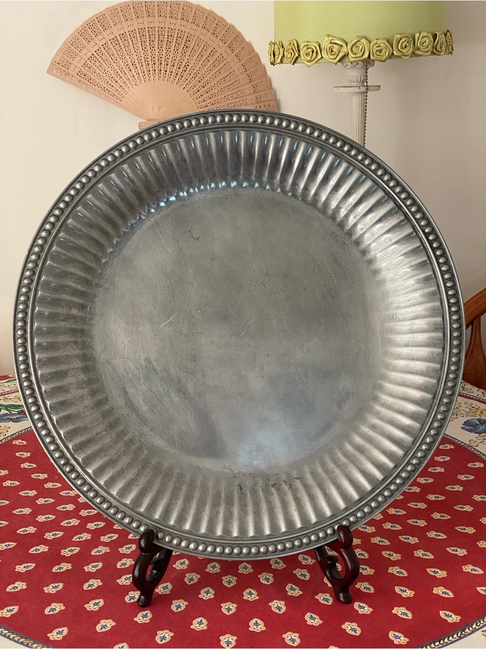Wilton Armetale - Flutes & Pearls - LARGE Round Tray